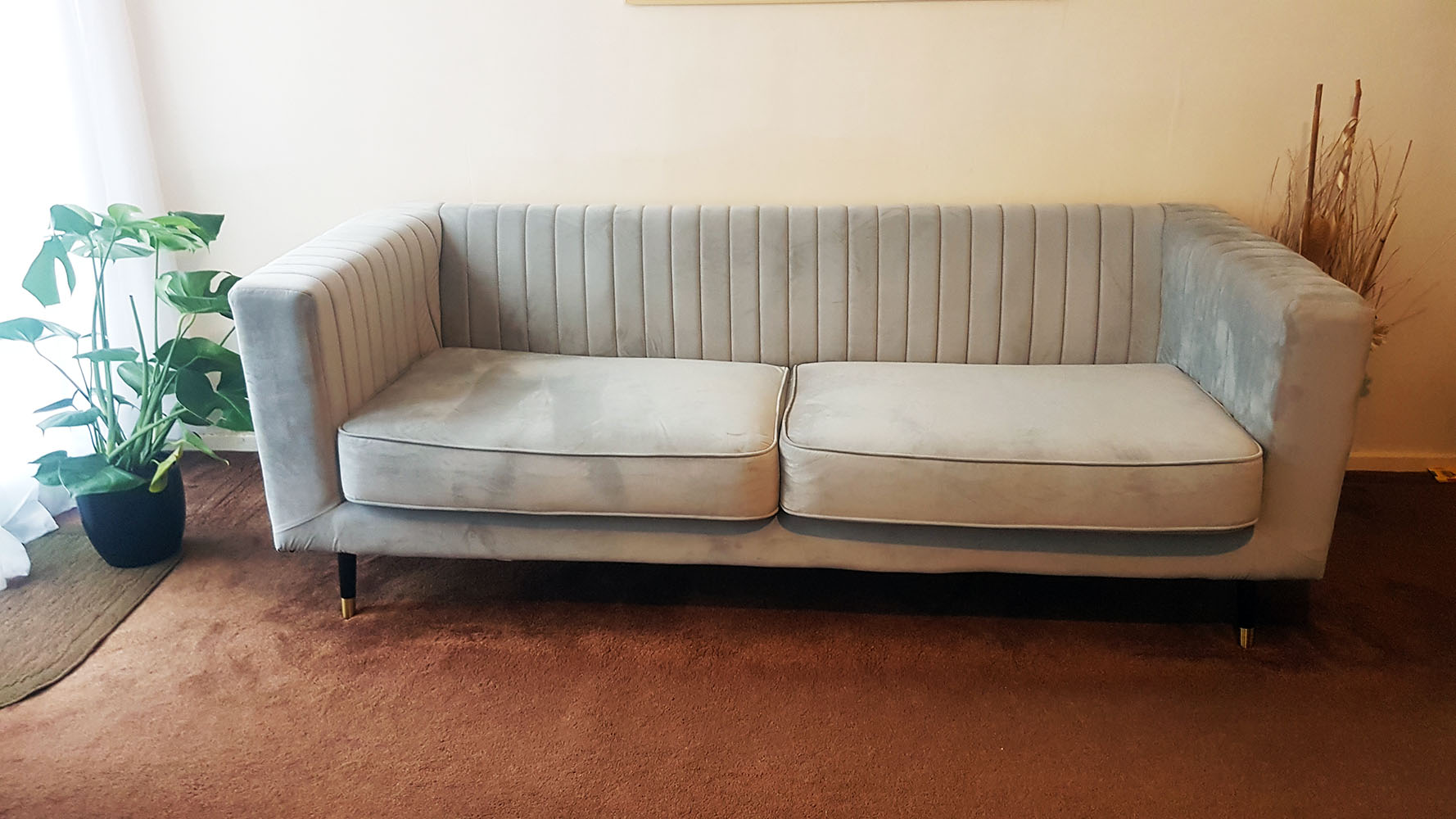 Grey Slender sofa from Shohida