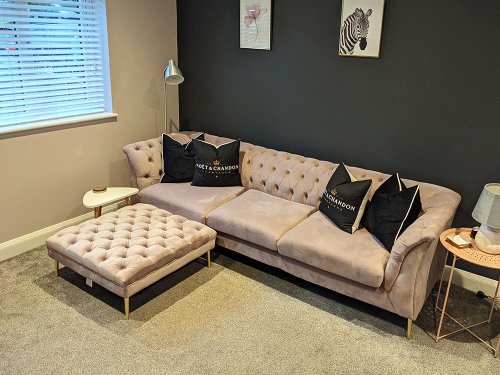 Chesterfield Modern Sofa from Francesca
