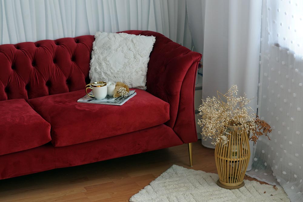 Chesterfield Modern Sofa by @spokoluz
